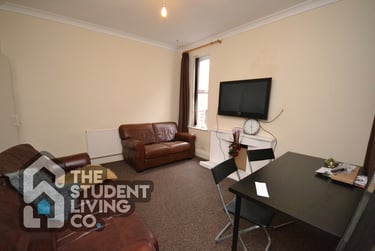 4 bed house, Peveril Road, Lenton Abbey, Nottingham, NG92HY - Image 5