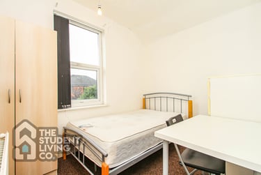 4 bed house, Peveril Road, Lenton Abbey, Nottingham, NG92HY - Image 15
