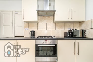 4 bed house, Peveril Road, Lenton Abbey, Nottingham, NG92HY - Image 6