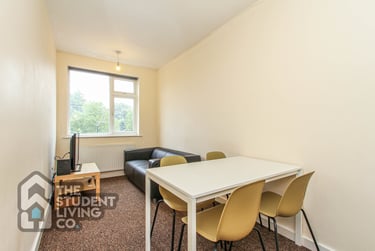 3 bed flat, High Road, Beeston, Nottingham, NG92LH - Image 12