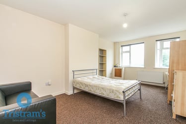 3 bed flat, High Road, Beeston, Nottingham, NG92LH - Image 7