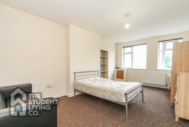 3 bed flat, High Road, Beeston, Nottingham, NG92LH - Image 3