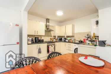 4 bed house, Beeston Road, Dunkirk, Nottingham, NG72JP - Image 2