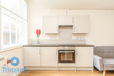 1 bed studio, Lower Parliament Street, City Centre, Nottingham, NG13DA - Image 4