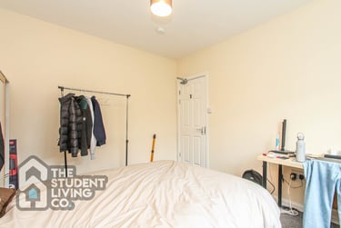 5 bed house, Teversal Avenue, Lenton, Nottingham, NG71PY - Image 4