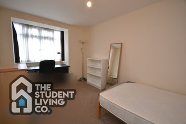 6 bed house, Peveril Road, Lenton Abbey, Nottingham, NG92HY - Image 7