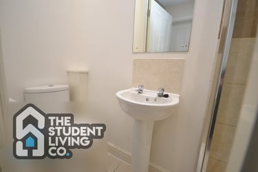 6 bed house, Peveril Road, Lenton Abbey, Nottingham, NG92HY - Image 9