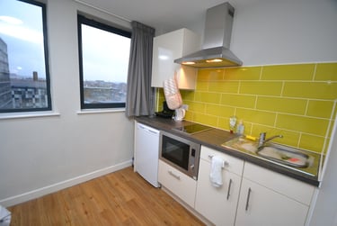 1 bed studio, Hounds Gate, Lace Market, Nottingham, NG16BB - Image 3