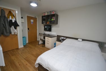 1 bed studio, Hounds Gate, Lace Market, Nottingham, NG16BB - Image 4