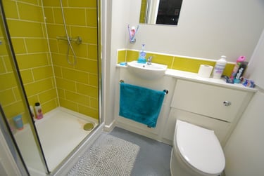 1 bed studio, Hounds Gate, Lace Market, Nottingham, NG16BB - Image 6