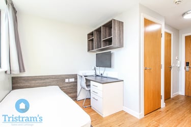 1 bed studio, Hounds Gate, Lace Market, Nottingham, NG16BB - Image 4