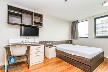 1 bed studio, Hounds Gate, Lace Market, Nottingham, NG16BB - Image 4