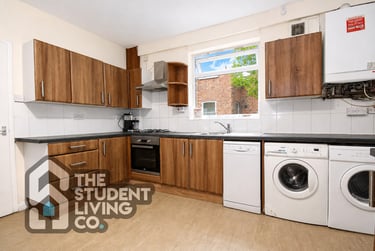 6 bed house, Hound Road, West Bridgford, Nottingham, NG26AH - Image 14