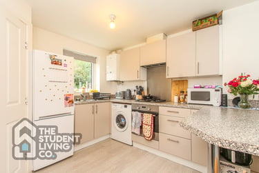 2 bed house, Cottesmore Road, Lenton, Nottingham, NG71QE - Image 2