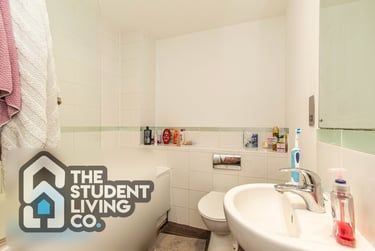 3 bed flat, Low Pavement, Nottingham, NG17DG - Image 12