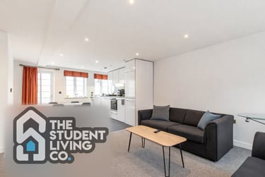 3 bed flat, Low Pavement, Nottingham, NG17DG - Image 4