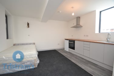 1 bed studio, Bulwer Road, Nottingham, NG73HL - Image 3