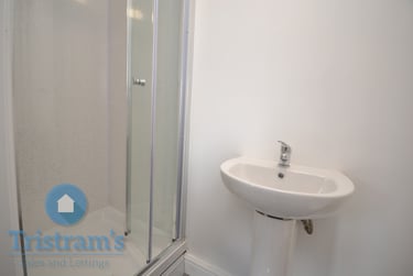 1 bed studio, Peveril Street, Radford, Nottingham, NG74AJ - Image 5