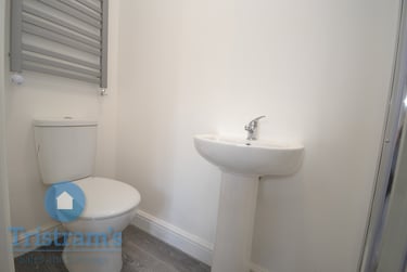 1 bed studio, Peveril Street, Radford, Nottingham, NG74AJ - Image 4