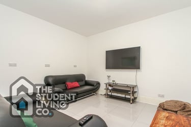 6 bed house, Abbey Road, Beeston, Nottingham, NG92QH - Image 5