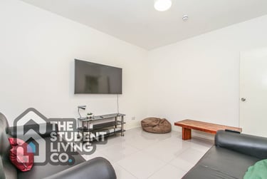 6 bed house, Abbey Road, Beeston, Nottingham, NG92QH - Image 4