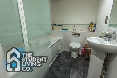 3 bed flat, Low Pavement, Nottingham, NG17DG - Image 9