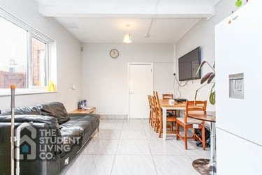 6 bed house, Greenfield Street, Dunkirk, Nottingham, NG72JN - Image 3