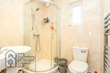 6 bed house, Greenfield Street, Dunkirk, Nottingham, NG72JN - Image 6