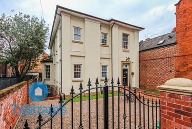 2 bed flat, Church Street, Lenton, Nottingham, NG72FF - Image 3
