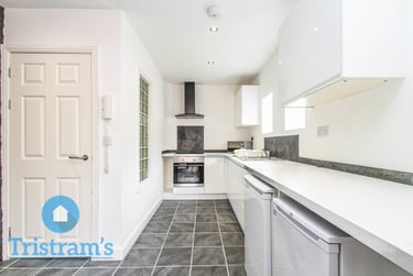 2 bed flat, Church Street, Lenton, Nottingham, NG72FF - Image 5