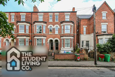 3 bed flat, Larkdale Street, Radford, Nottingham, NG74FZ - Image 1