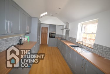 5 bed house, Epperstone Road, West Bridgford, Nottingham, NG27QR - Image 2