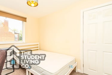 4 bed house, City Road, Beeston, Nottingham, NG92LQ - Image 14