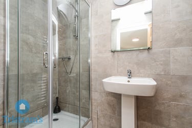 2 bed flat, Church Street, Lenton, Nottingham, NG72FF - Image 11