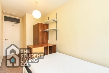 4 bed house, Bluecoat Close, Arboretum, Nottingham, NG14DP - Image 11