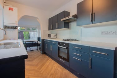 6 bed house, Fletcher Road, Beeston, Nottingham, NG92EL - Image 3