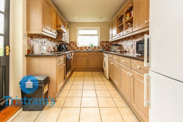 4 bed house, Abingdon Road, West Bridgford, Nottingham, NG25JR - Image 3