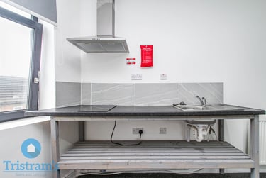 1 bed studio, Birkin Avenue, Hyson Green, Nottingham, NG75AR - Image 4