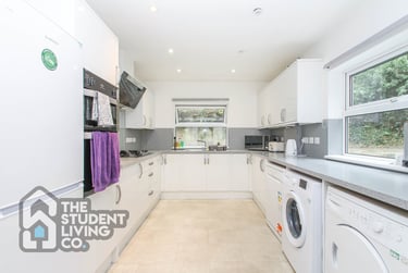 6 bed house, Lenton Boulevard, Lenton, Nottingham, NG72BZ - Image 1