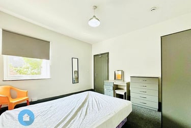 8 bed house, Derby Grove, Radford, Nottingham, NG71PE - Image 9