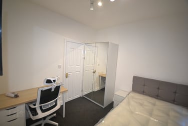 6 bed house, Fletcher Road, Beeston, Nottingham, NG92EL - Image 9
