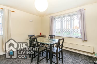 4 bed house, Wollaton Road, Lenton, Nottingham, NG81FE - Image 3