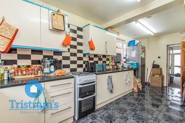 4 bed house, Ranelagh Grove, Wollaton, Nottingham, NG81HU - Image 3