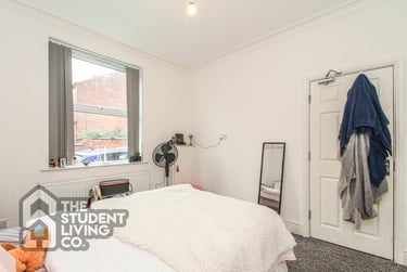 5 bed house, Watkin Street, Hockley, Nottingham, NG31DL - Image 3