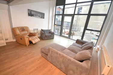 3 bed flat, Crusader House, City Centre, Nottingham, NG13BT - Image 1