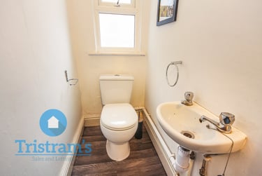5 bed house, Wilford Grove, The Meadows, Nottingham, NG22DU - Image 10