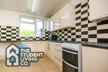 4 bed house, Ranelagh Grove, Wollaton, Nottingham, NG81HU - Image 4