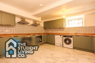 8 bed house, Mansfield Road, Arboretum, Nottingham, NG13HD - Image 2