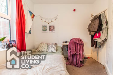 7 bed flat, Annesley Grove, Arboretum, Nottingham, NG14GU - Image 13