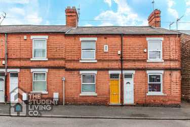 4 bed house, Watkin Street, Hockley, Nottingham, NG31DL - Image 1